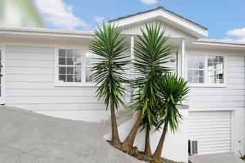 27a Raymond Terrace, Northcote