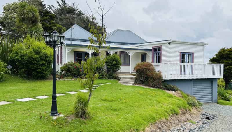 262 Mountain Road, Maungaturoto