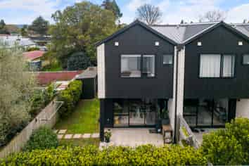 7/12 Enderby Drive, Te Atatu Peninsula