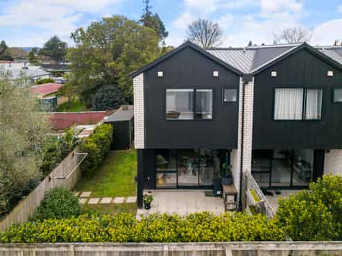 7/12 Enderby Drive, Te Atatu Peninsula