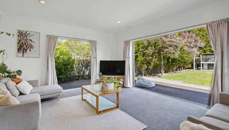 52 Brougham Street, Westport