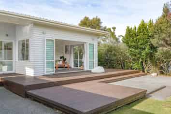 52 Brougham Street, Westport