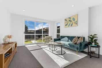 5A Kerrydale, Manurewa