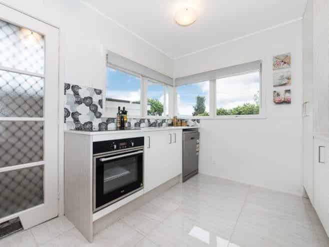 2/32 Dale Crescent, Pakuranga