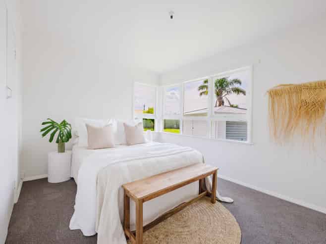 57 Harold Holt Avenue, Onekawa