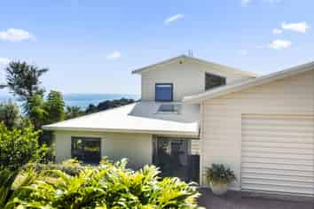93 Queens Drive, Oneroa