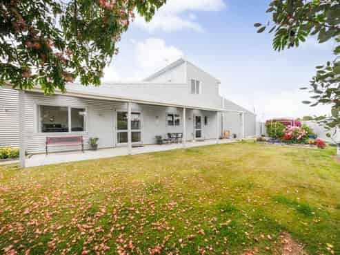 45B Sherwill Street East, Feilding