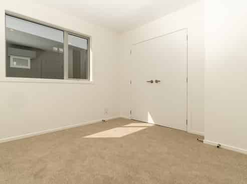 87 Ngae Place, Mangere East