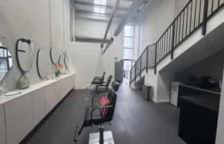 105m2 Road Frontage, Superb Fitout! 