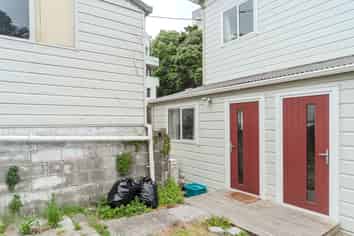 B/155 Ghuznee Street, Wellington Central