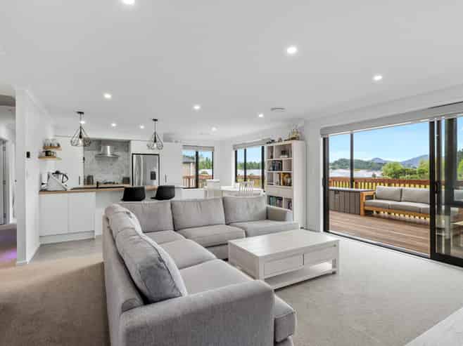 11 Dome Lane, Warkworth