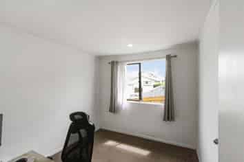 1/18 Coombe Ave, Otara