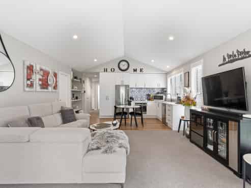 124/80b Burwood Road, Matamata