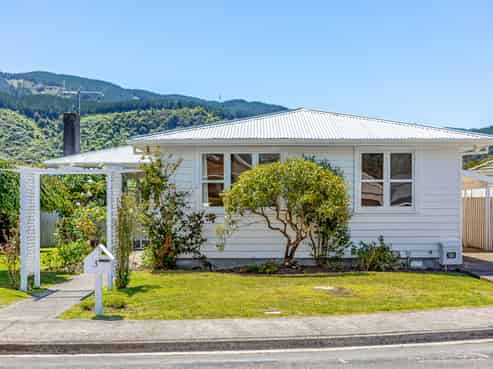 3 Tiwakawaka Grove, Heretaunga