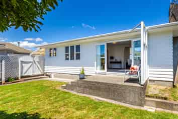 3 Tiwakawaka Grove, Heretaunga
