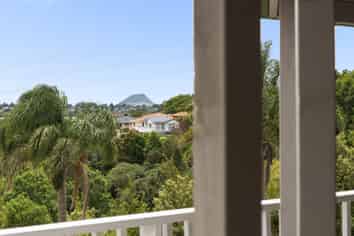 1 Greenstone Way, Hairini