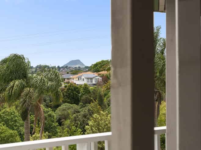 1 Greenstone Way, Hairini