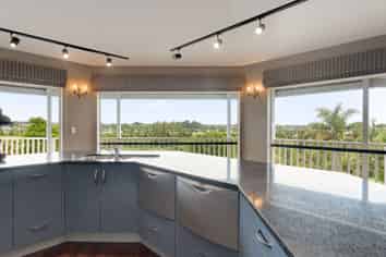 1 Greenstone Way, Hairini