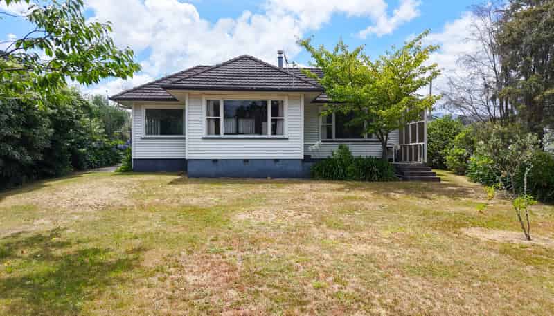 5 Mere Road, Taupo