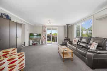 2 Palmer Place, Taieri Mouth