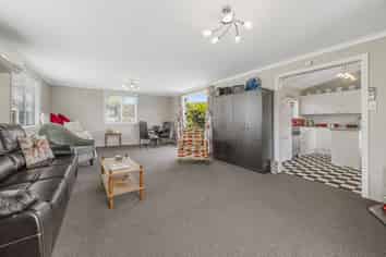 2 Palmer Place, Taieri Mouth