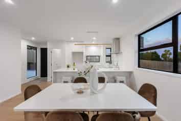 5/71 West Coast Road, Glen Eden