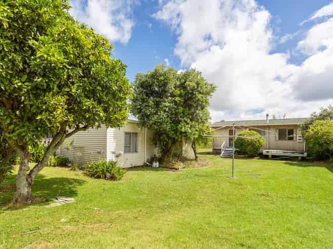 24 South Highway, Whitianga
