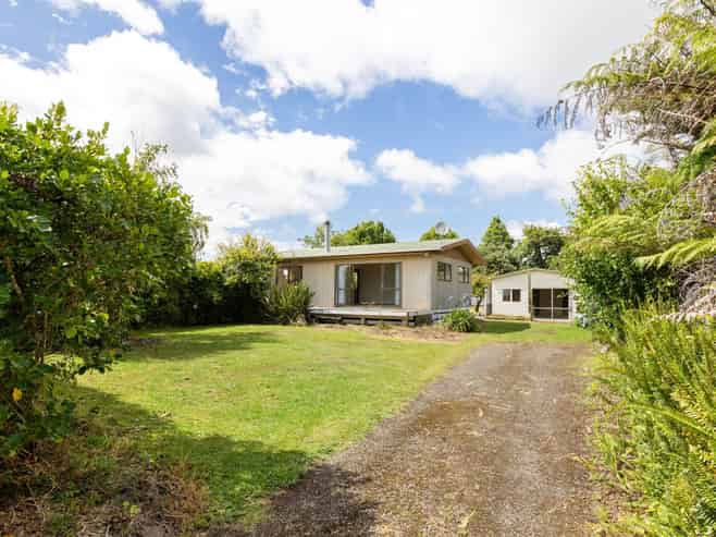 24 South Highway, Whitianga