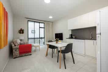 2F/30 Randolph Street, Eden Terrace