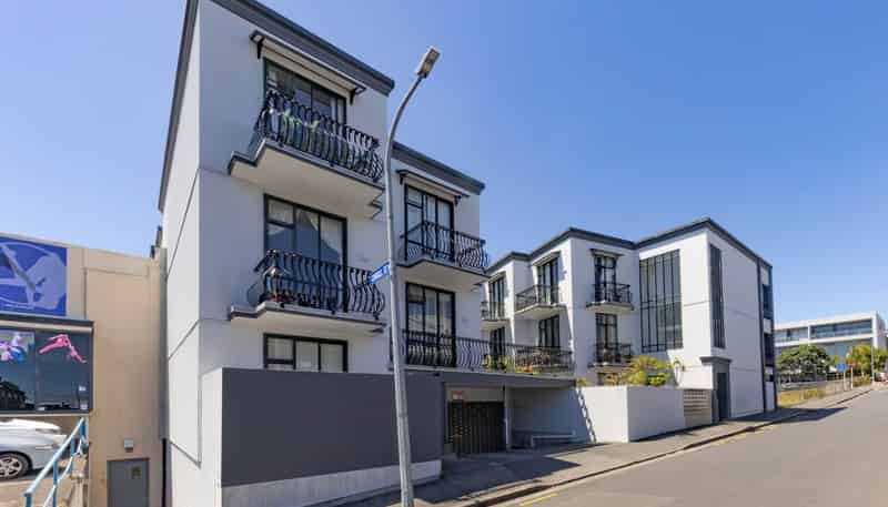 2F/30 Randolph Street, Eden Terrace