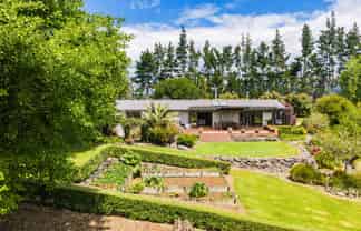 1611 State Highway 14, Maungatapere