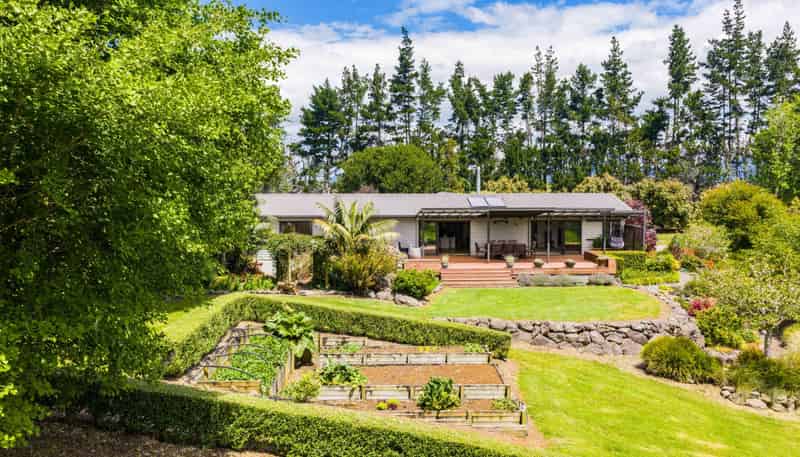 1611 State Highway 14, Maungatapere