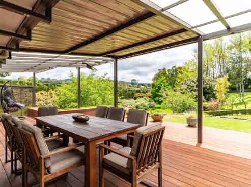 1611 State Highway 14, Maungatapere