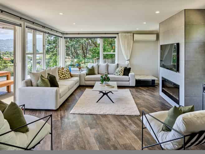 71 Wyndrum Avenue, Waterloo