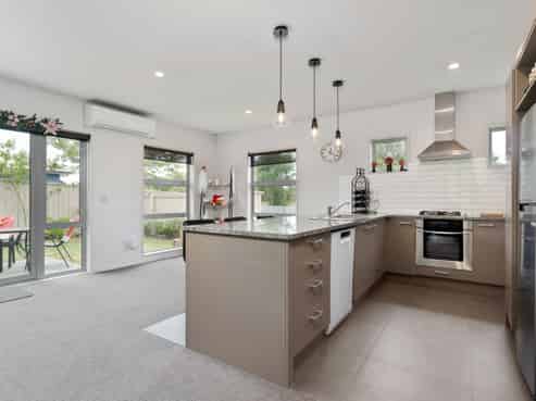 6 Wrey Jury Lane, Dallington