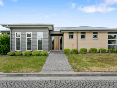 6 Wrey Jury Lane, Dallington