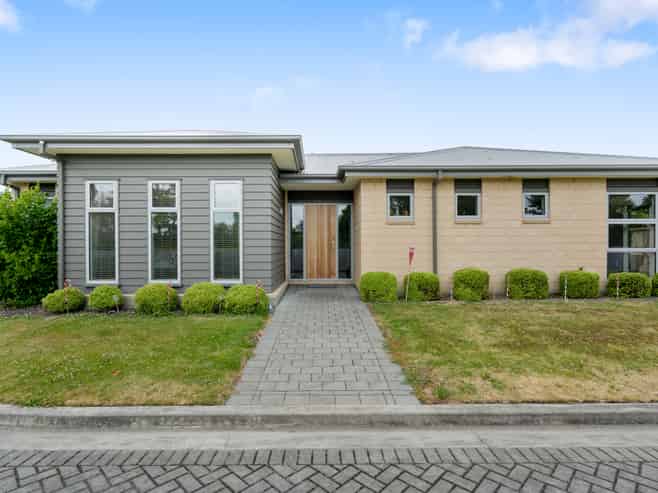 6 Wrey Jury Lane, Dallington