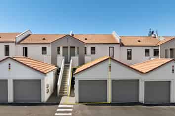 26/21 Armoy Drive, East Tamaki