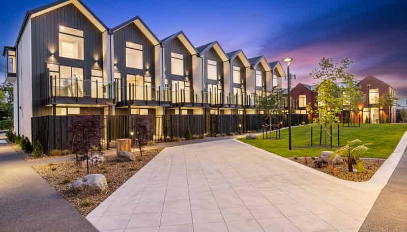 3/11 Donald Place, Merivale