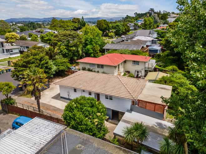 78 Helena Street, Massey