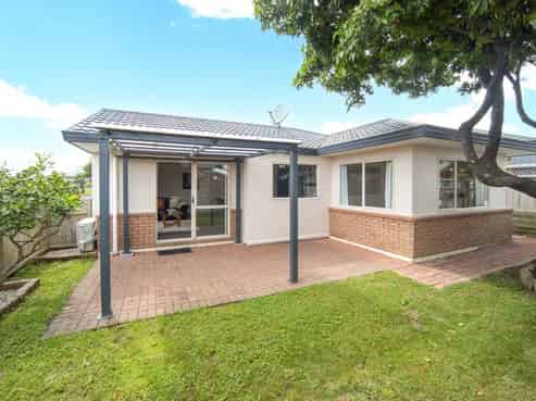 10/520 Don Buck Road, Massey