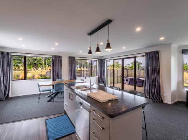 33 Marama Avenue South, Otatara