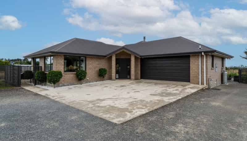 33 Marama Avenue South, Otatara