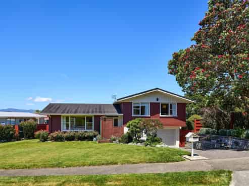 22 Reese Jones Grove, Maungaraki