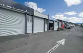 Compact unit – Wairau Valley