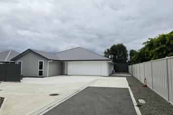 6/267 High Street, Solway