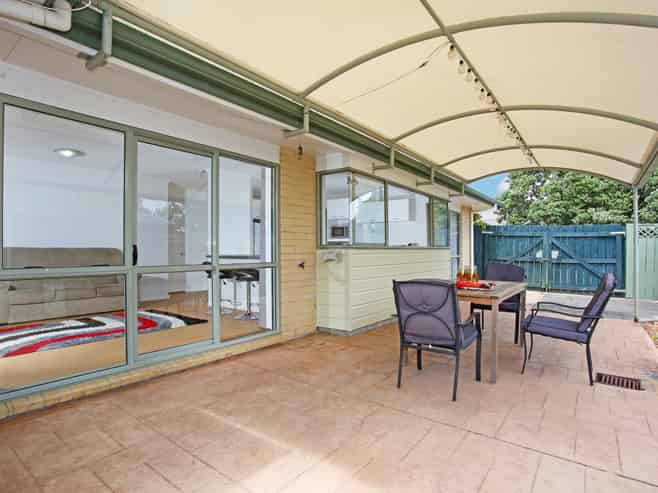 6 Cottesmore Place, Huntington Park