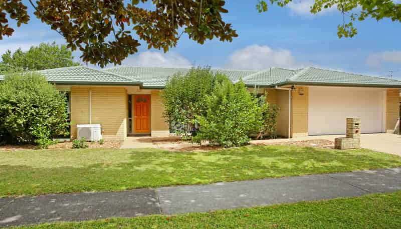 6 Cottesmore Place, Huntington Park
