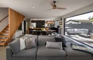 134 Karewa Parade, Papamoa