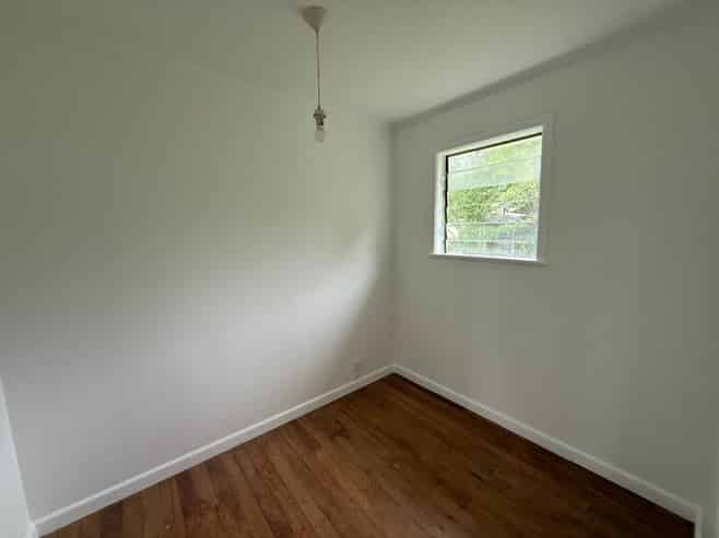 10 Wairere Road, Torbay